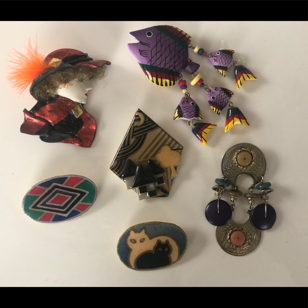 Vintage 80’s brooches/ pins